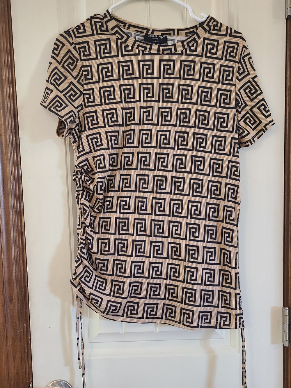 Jolie&Joy Beige & Black Geometric Short Sleeve Ruched Side Tee Size 1X